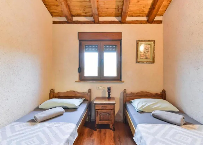 House Simun Vikendica *