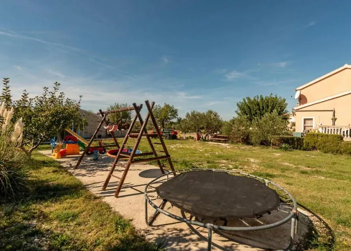 Vikendica House Simun *